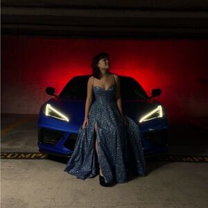 Meet your Posher, Cassie